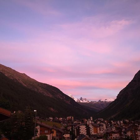 Petit Paradisli Täsch Esterno foto